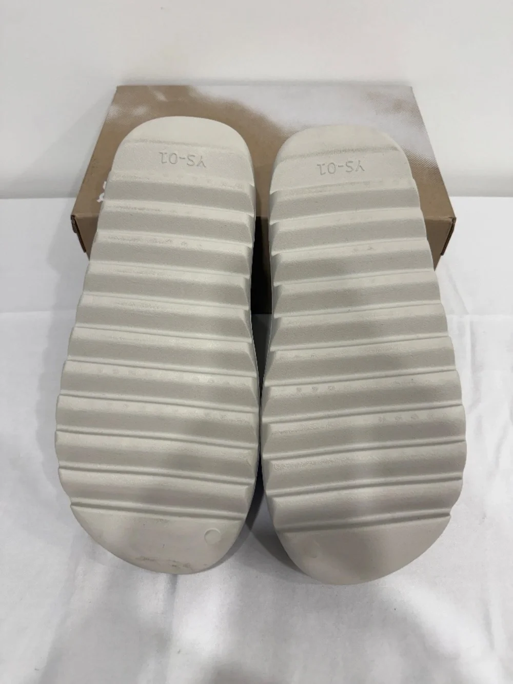 Yeezy used box